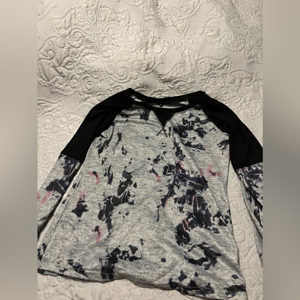 Large long sleeve shirt.